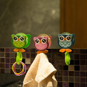 towel hooks -hanging out with the owl - Image 2